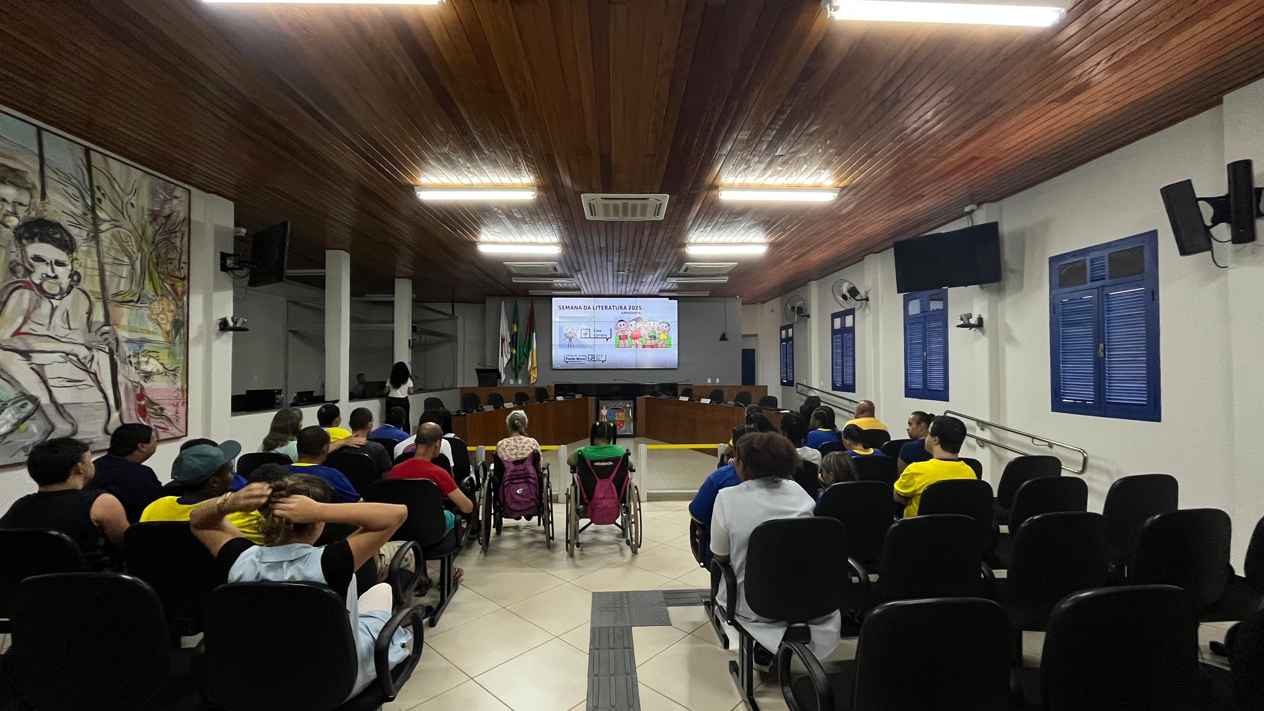 Cine Câmara celebra Semana da Literatura com mais de 200 participantes