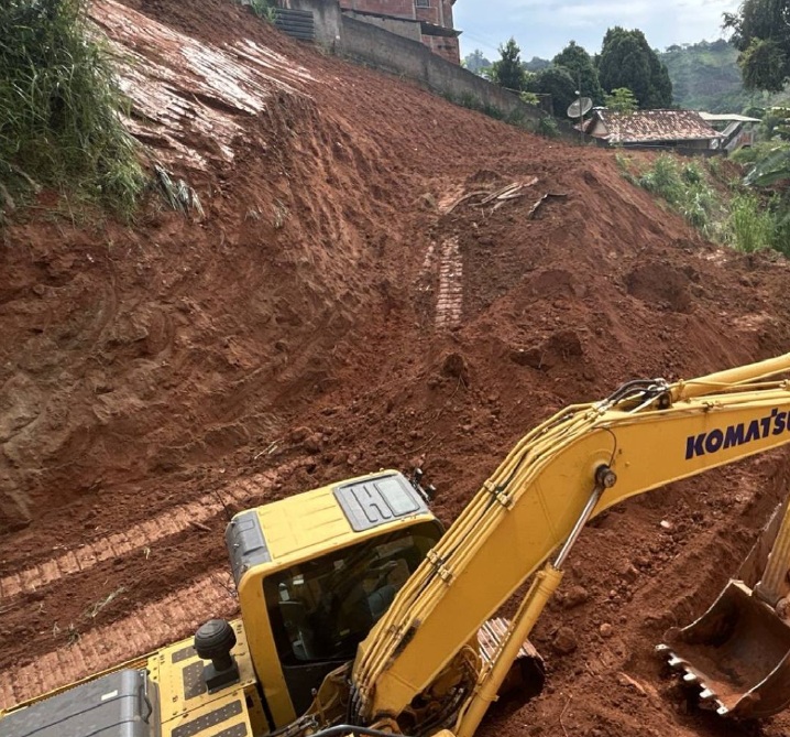 Requerimento cobra por previsão de conclusão de obra da galeria da Central