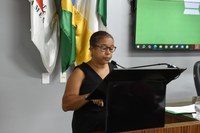 Servidora cobra inclusão de auxiliares de creche no Plano de Carreira do Magistério