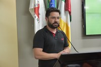 Vereador critica falta de diálogo entre Prefeitura e Câmara