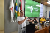 Vereador critica gestão do serviço de iluminação pública em Ponte Nova