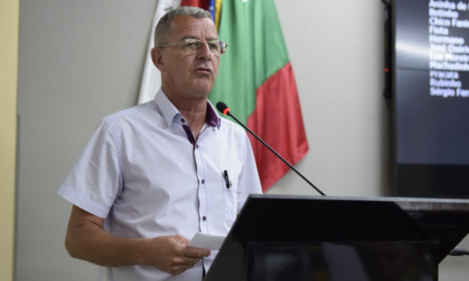 Vereador José Osório cobra medidas para o Ribeirão Vau Açu