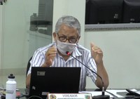 Vereador Machadinho propõe parceria entre empresa e Prefeitura para construir calçada