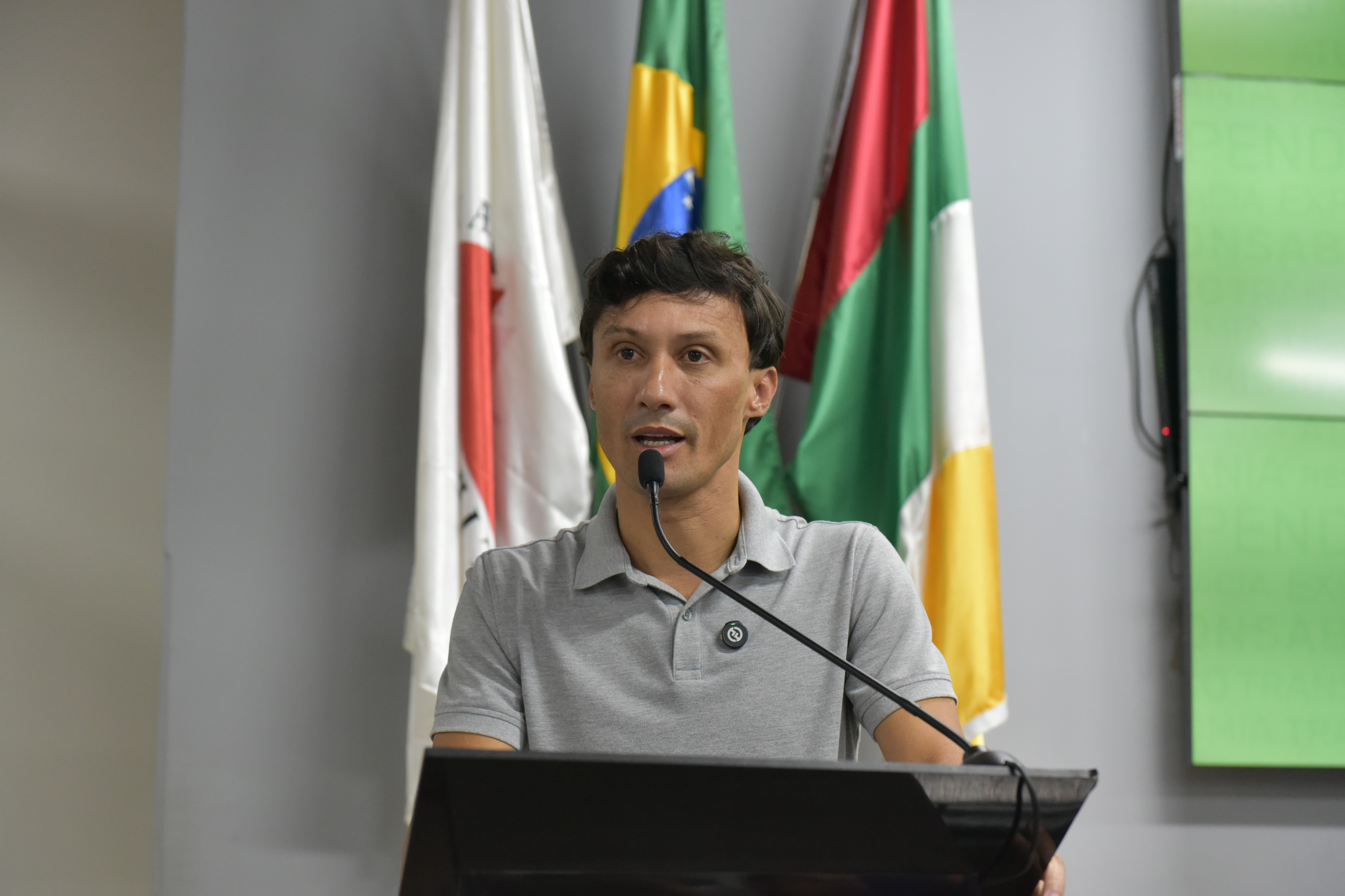 Vereador pede ao Executivo informações sobre o Programa Frente de Trabalho