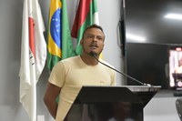 Vereador pede dados sobre paralisação da obra de calçamento no Morro da Sela