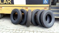 Vereador pede detalhes sobre aquisição de pneus à Prefeitura