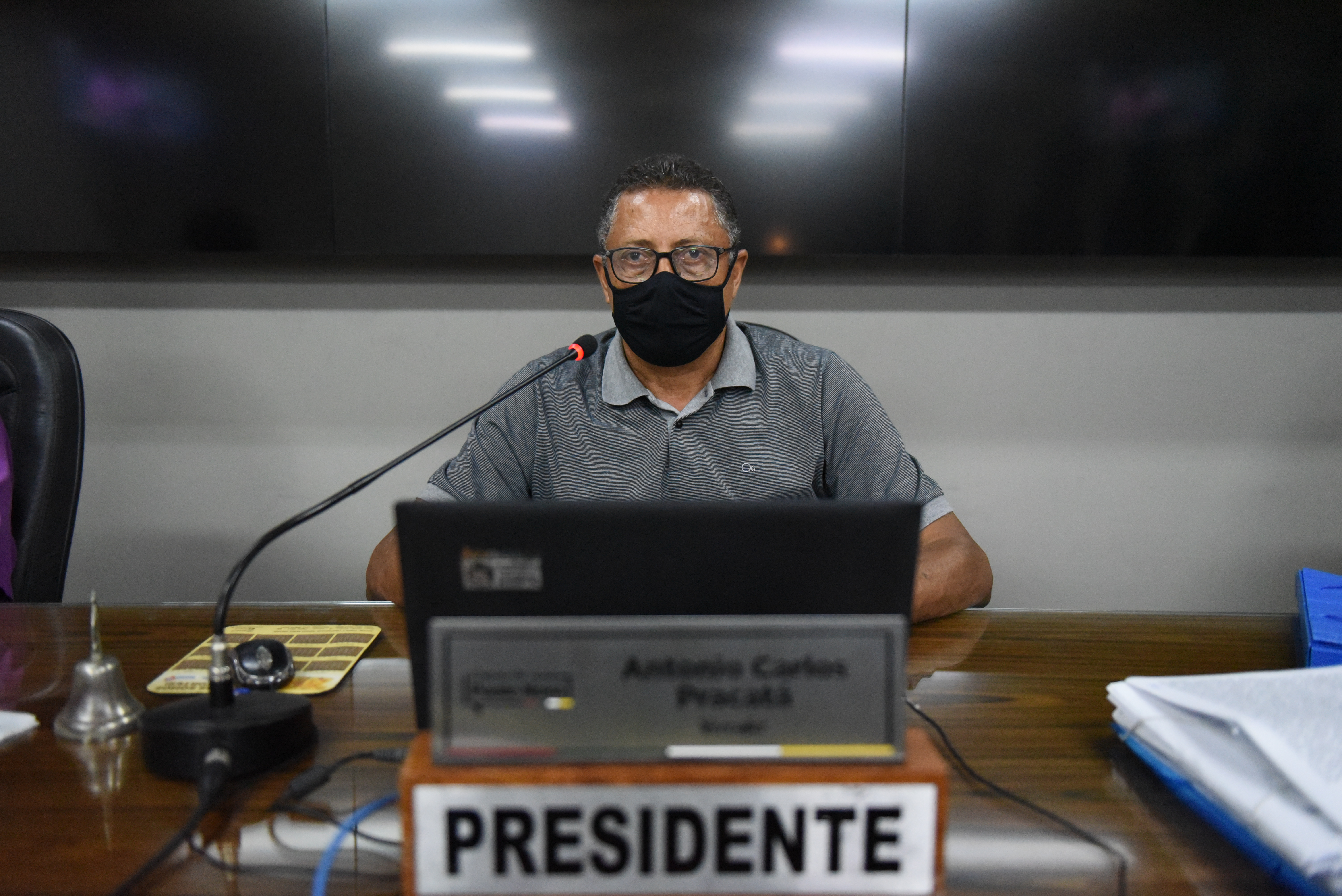 Vereador quer solução para o trânsito da rua Professor Raymundo Martiniano Ferreira