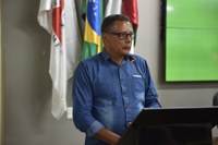 Vereador reforça pedido de solução para problema recorrente em rede de esgoto