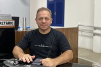 Vereador requer informações sobre obra de calçamento em Cachoeira, no Vau-Açu