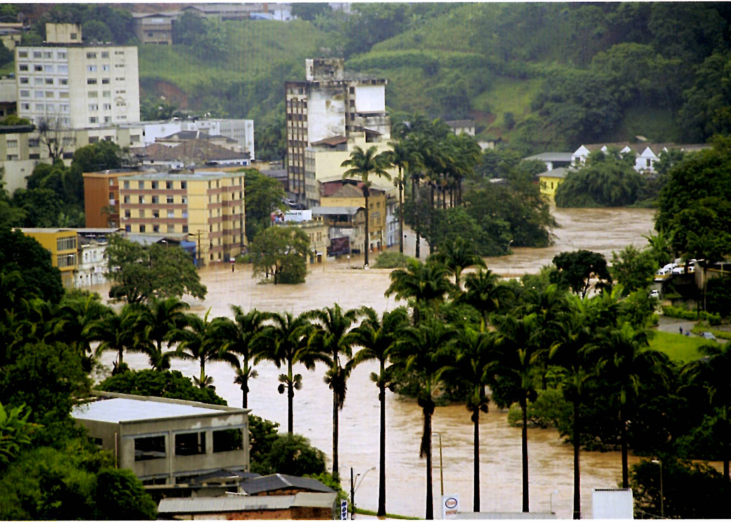 Vereadores indagam Prefeitura sobre existência de plano de contingência para chuvas torrenciais