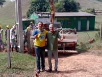 Vereador comemora a reinstalação de energia elétrica no Centro Comunitário do Gentio